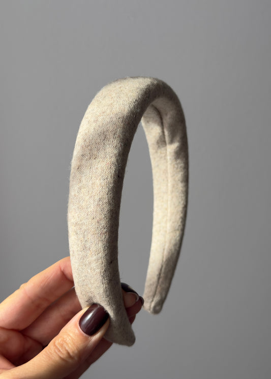 Camilla Wool Headband – Effortless Grace in Soft Beige