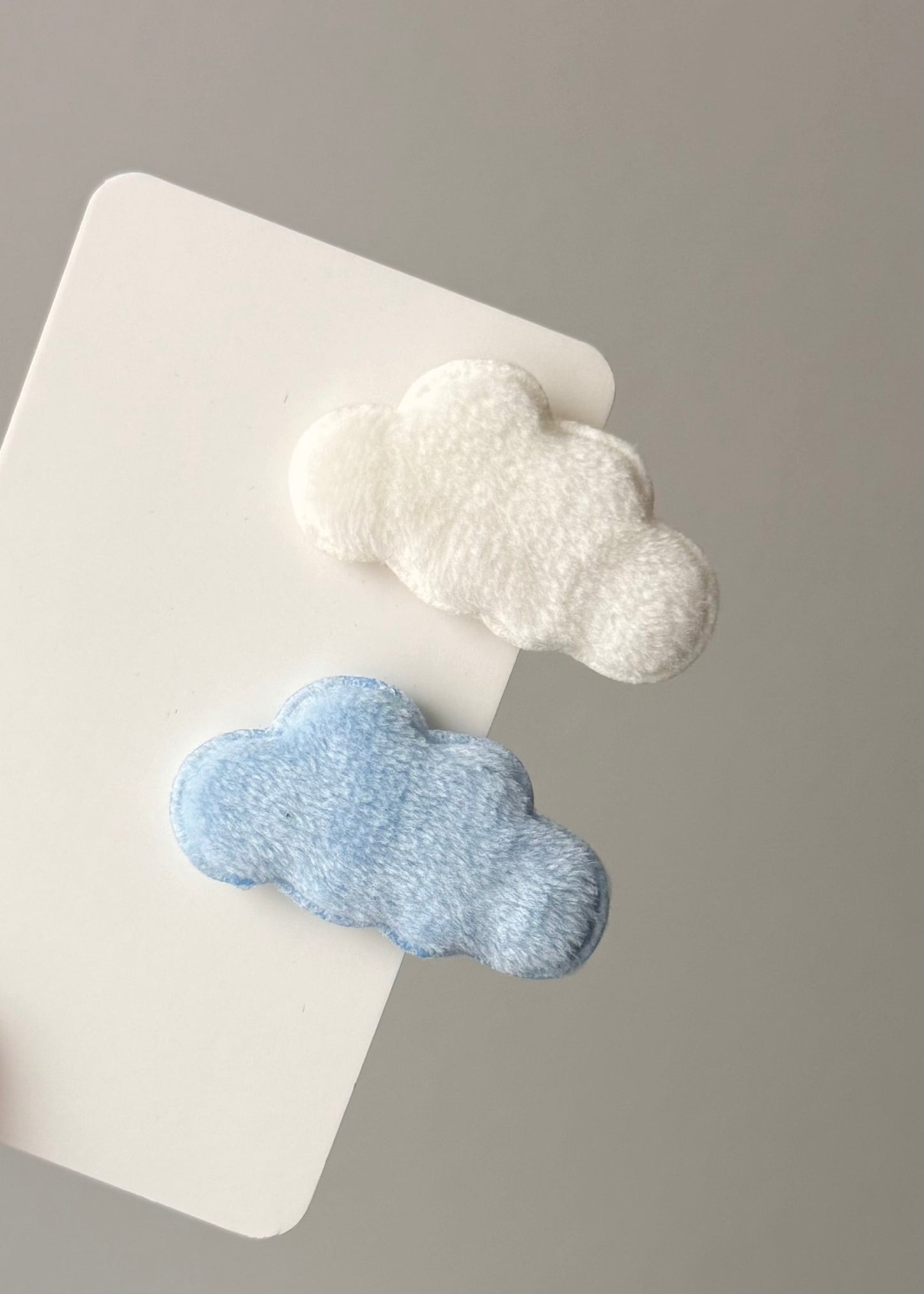 Weiche Wolkenhaarspangen – Traumhaftes Pastell-Set (2 Stück)