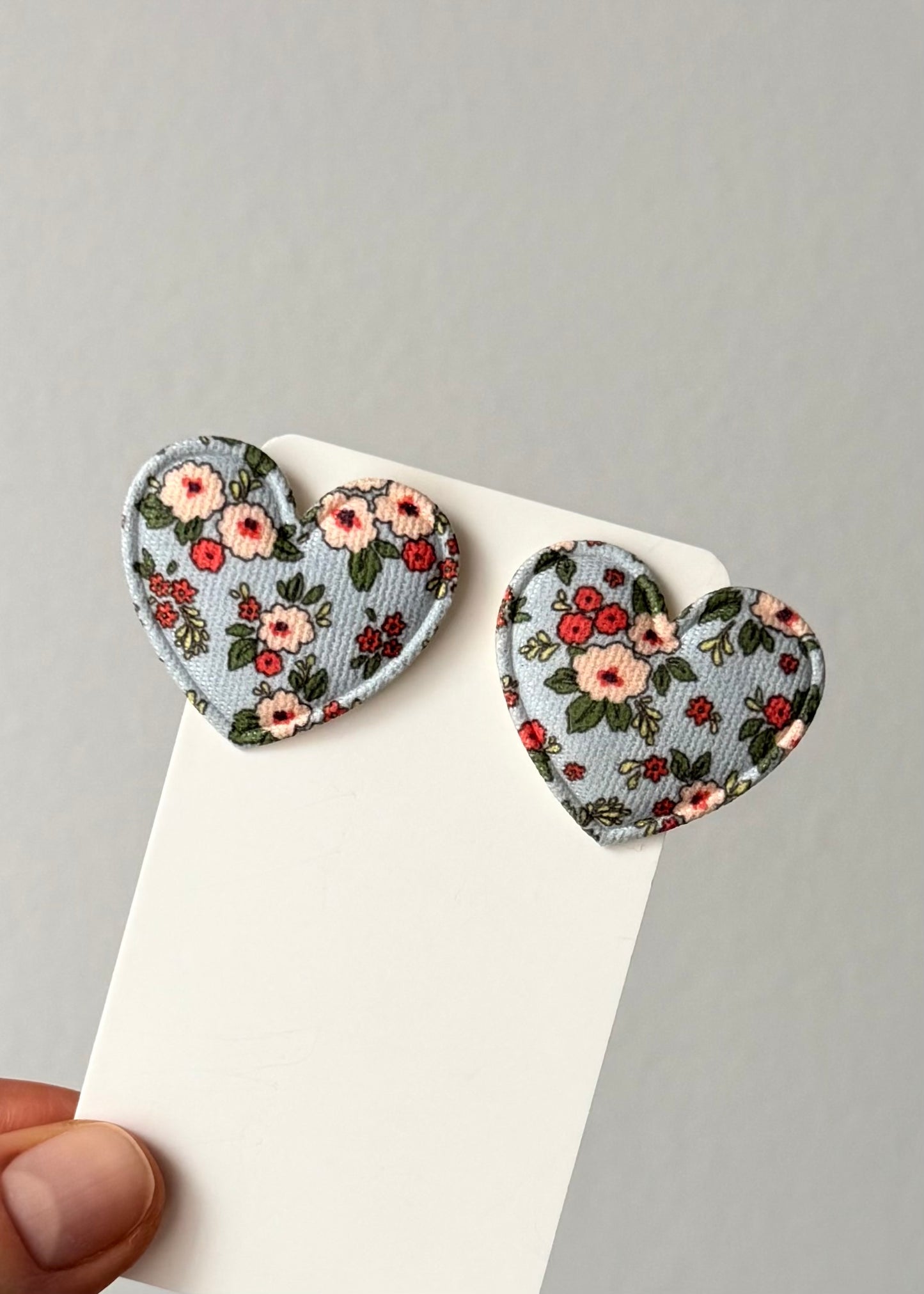 Fermagli a forma di cuore floreale vintage (set da 2)