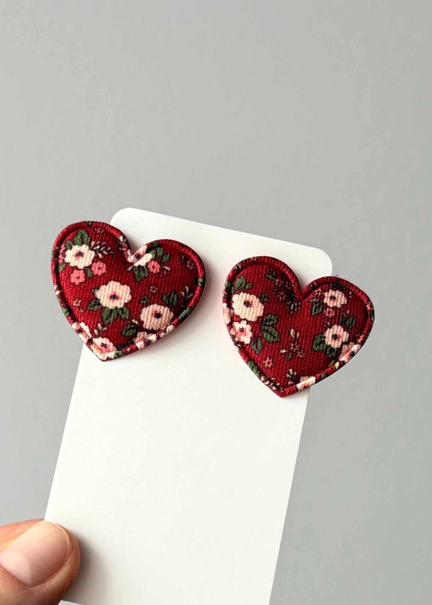 Fermagli a forma di cuore floreale vintage (set da 2)