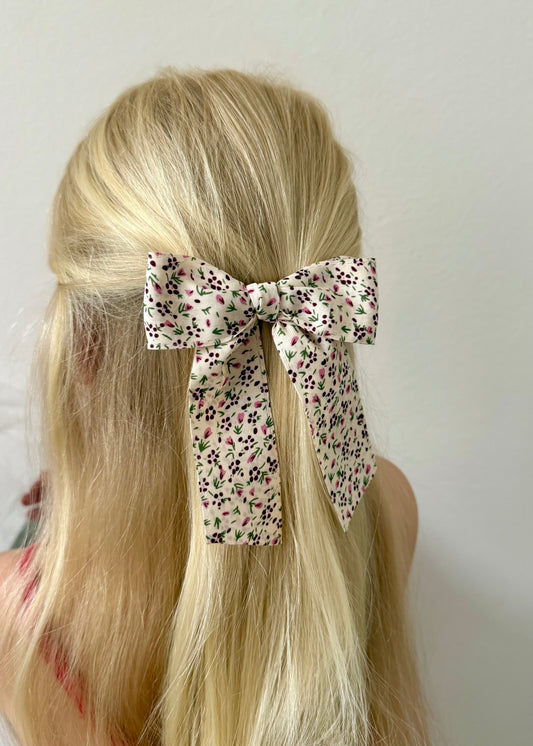 Lucia Hair Barrette: Pink Blossoms & Green Leaf Detail