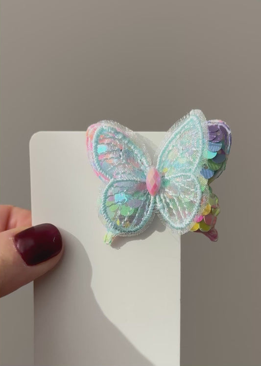 Schimmernde Schmetterlingshaarspange