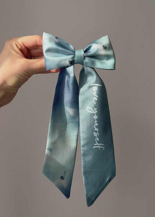 Dea Blue Long Tail Hair Bow Clip